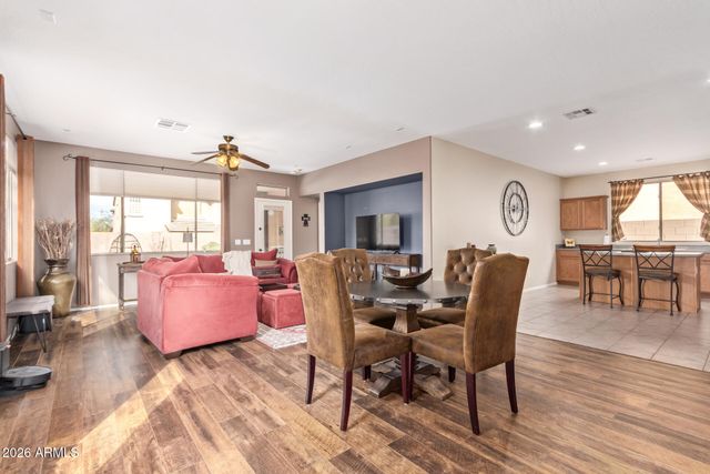 18450 W PASEO Way, Goodyear, AZ 85338