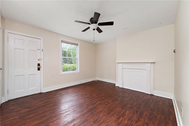 318-320 Sprott Way, Sewickley, PA 15143