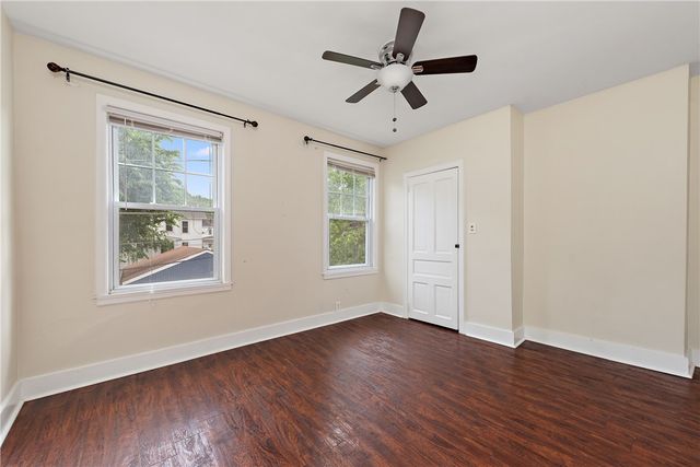 318-320 Sprott Way, Sewickley, PA 15143
