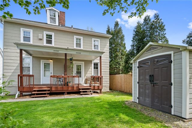 318-320 Sprott Way, Sewickley, PA 15143