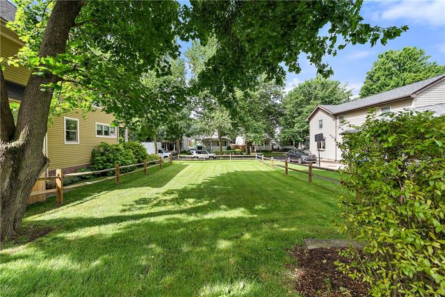 318-320 Sprott Way, Sewickley, PA 15143