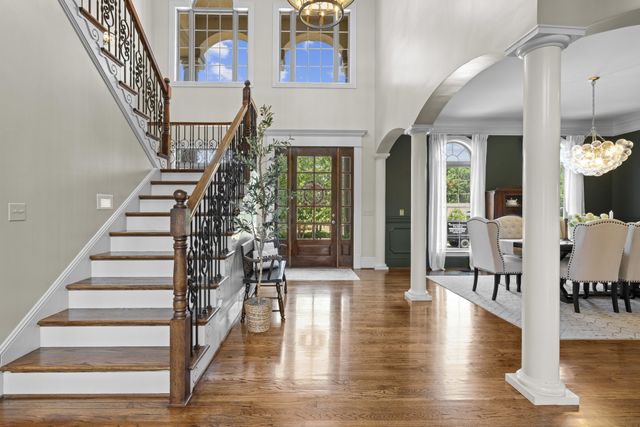 2020 Shoreline Dr, Mount Juliet, TN 37122