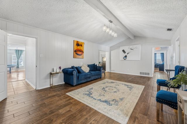 302 N Jackson Avenue, Wylie, TX 75098