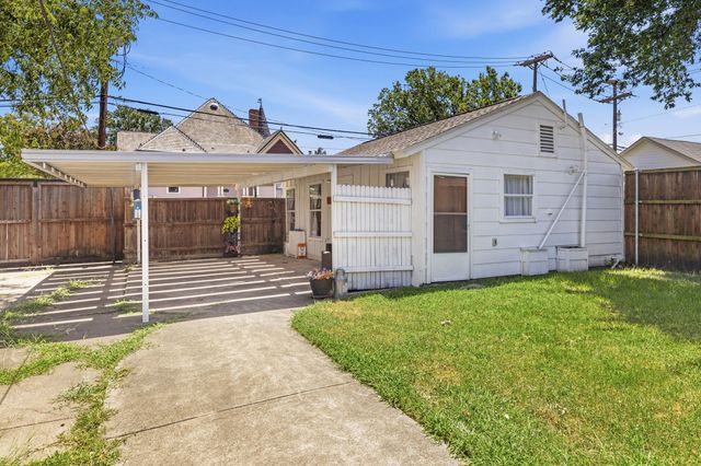 302 N Jackson Avenue, Wylie, TX 75098