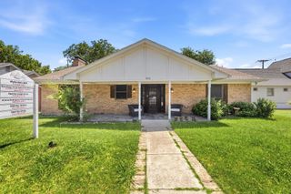 302 N Jackson Avenue, Wylie, TX 75098