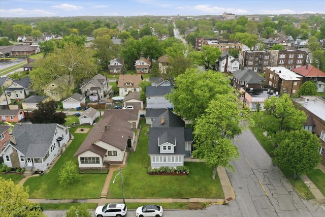 2 Elizabeth Street, Calumet City, IL 60409