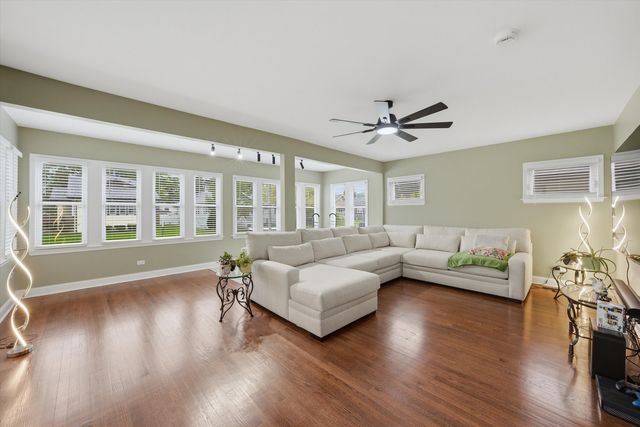 2 Elizabeth Street, Calumet City, IL 60409