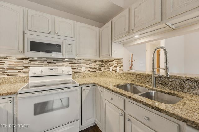 8026 Pepperdine Way, Knoxville, TN 37923