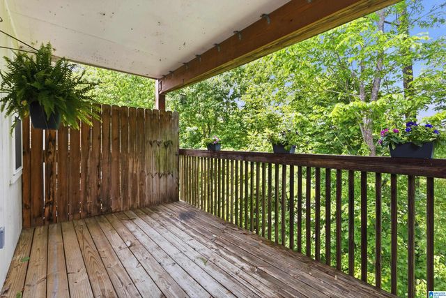 2104 Montreat Ln Apt C, Vestavia Hills, AL 35216
