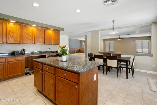 25065 N 72ND Lane, Peoria, AZ 85383
