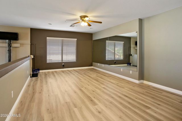 25065 N 72ND Lane, Peoria, AZ 85383