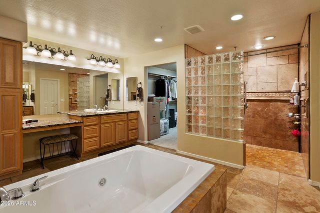 25065 N 72ND Lane, Peoria, AZ 85383