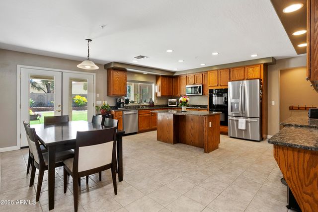 25065 N 72ND Lane, Peoria, AZ 85383