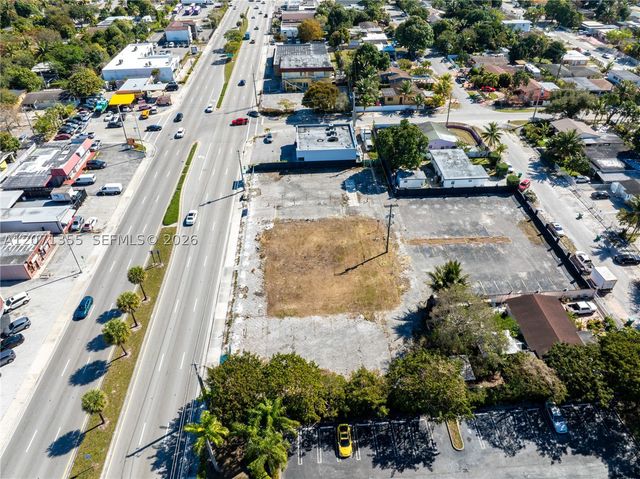 1450 NW 119th St, Miami, FL 33167
