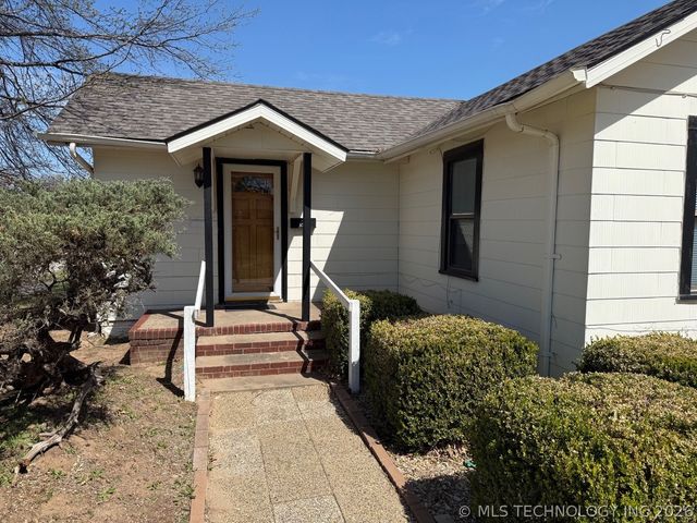 1003 S Hickory Street, Sapulpa, OK 74066