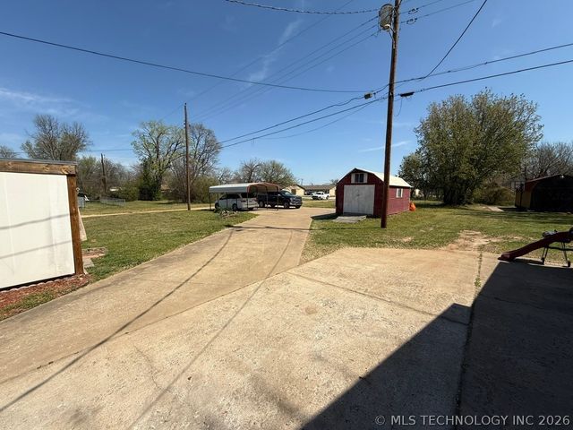 1003 S Hickory Street, Sapulpa, OK 74066