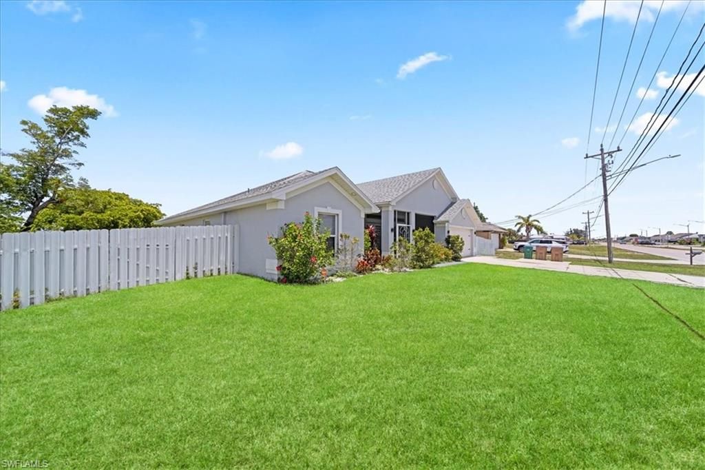 22 Nelson RD S, CAPE CORAL, FL 33991 — photo 4