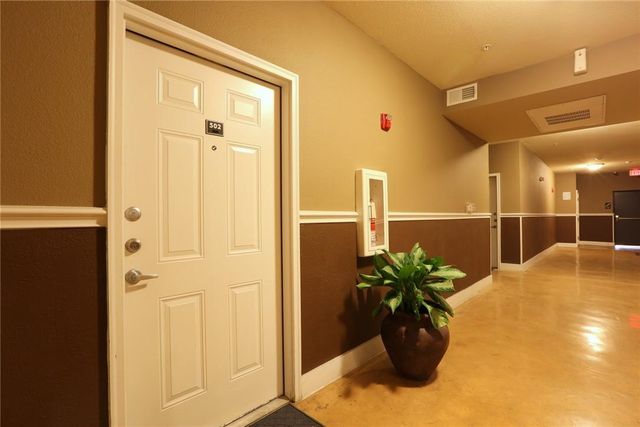 910 W 25th ST 502, Austin, TX 78705