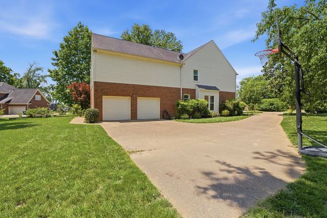 717 Fawn Cir, Franklin, TN 37067