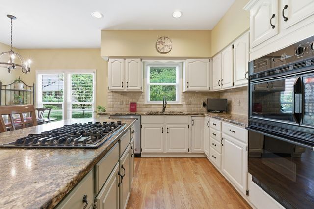 717 Fawn Cir, Franklin, TN 37067