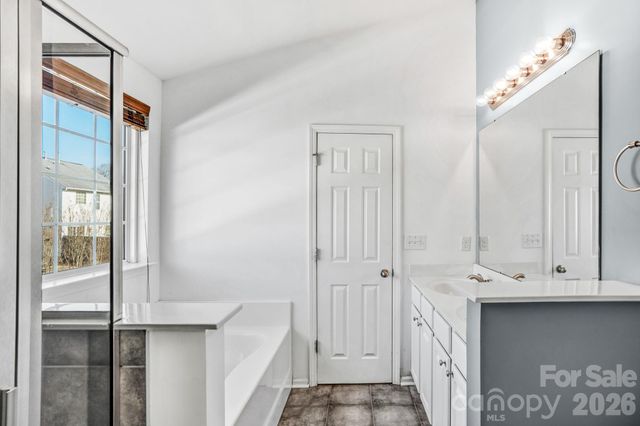 12733 Alvin Woods Drive, Charlotte, NC 28214