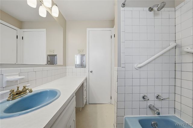 4547 Duane Court, Hamburg, NY 14219