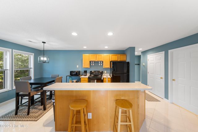 3350 Club Villas Drive 1302, Southport, NC 28461