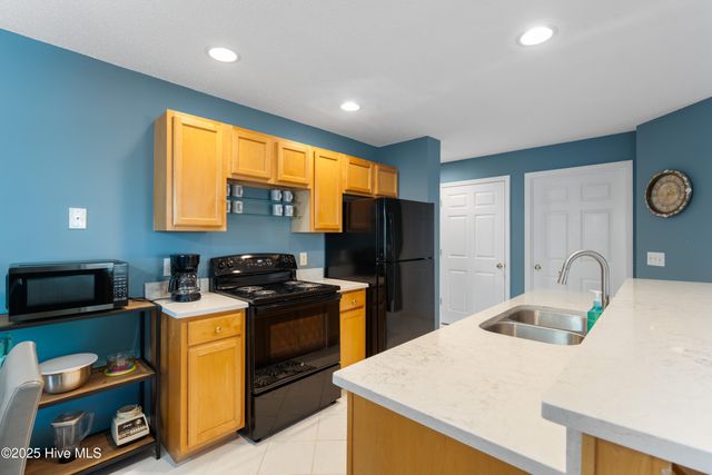3350 Club Villas Drive 1302, Southport, NC 28461