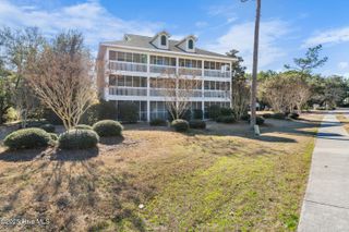 3350 Club Villas Drive 1302, Southport, NC 28461