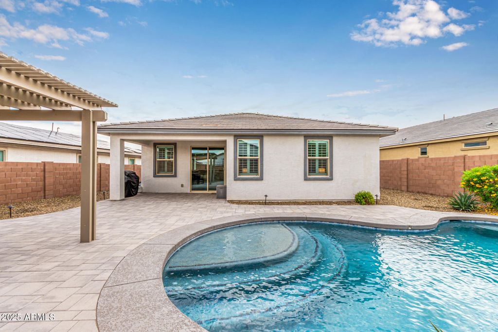 8820 S 167TH Lane, Goodyear, AZ 85338