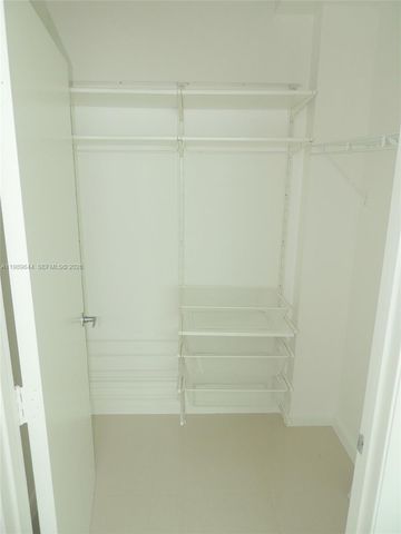 1900 N Bayshore Dr 4117, Miami, FL 33132