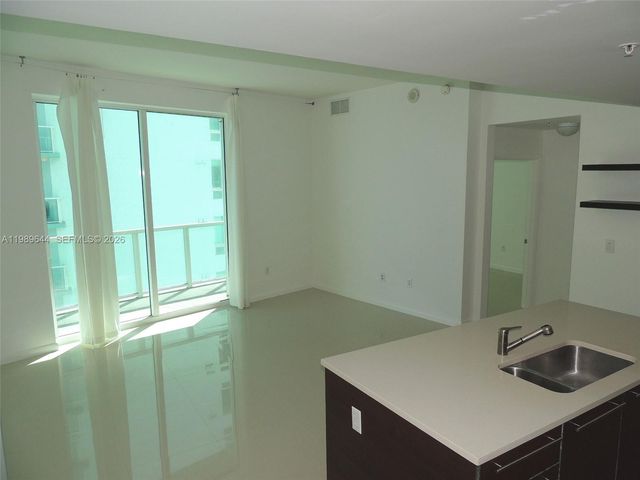 1900 N Bayshore Dr 4117, Miami, FL 33132