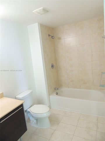 1900 N Bayshore Dr 4117, Miami, FL 33132