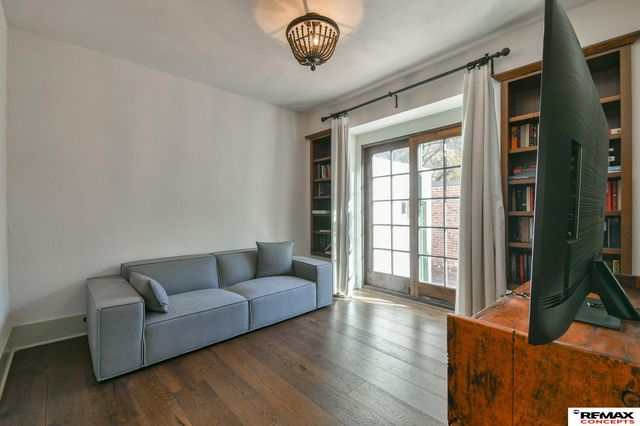 2602 Woodsdale Boulevard, Lincoln, NE 68502