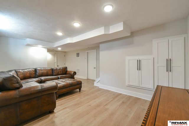 2602 Woodsdale Boulevard, Lincoln, NE 68502