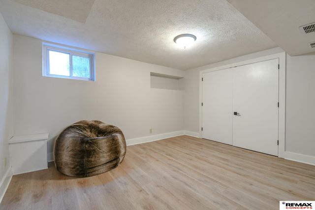 2602 Woodsdale Boulevard, Lincoln, NE 68502