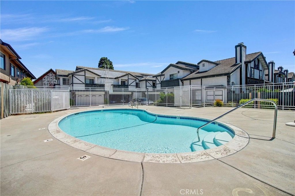 217 E Commonwealth Avenue F, Alhambra, CA 91801