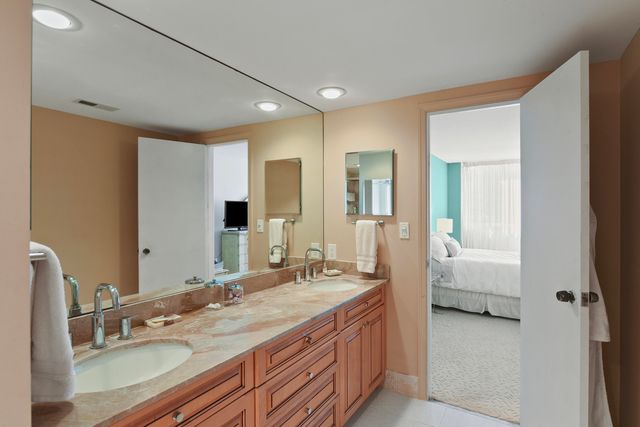 2773 S Ocean Boulevard 204, Palm Beach, FL 33480