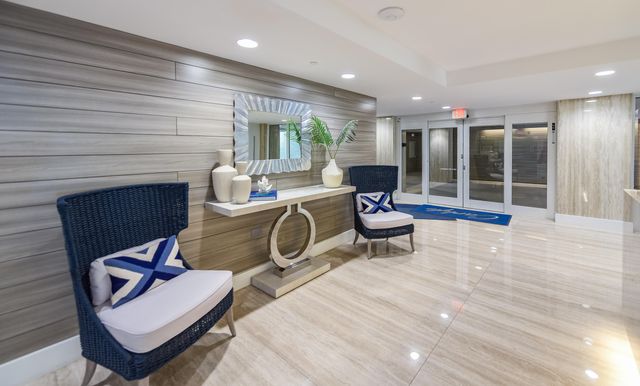 2773 S Ocean Boulevard 204, Palm Beach, FL 33480