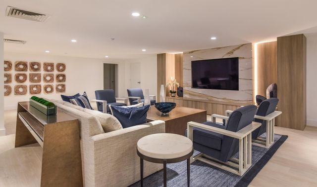 2773 S Ocean Boulevard 204, Palm Beach, FL 33480