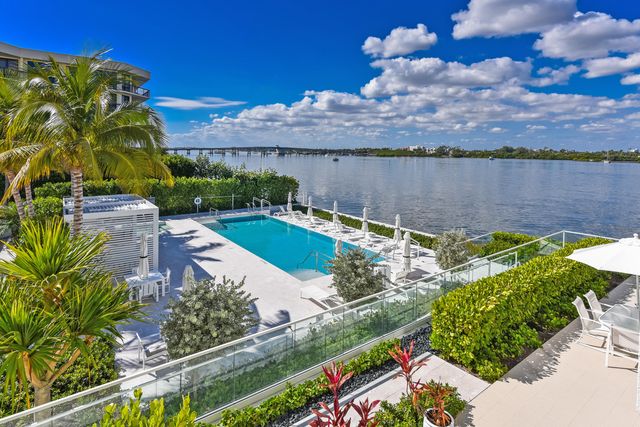 2773 S Ocean Boulevard 204, Palm Beach, FL 33480