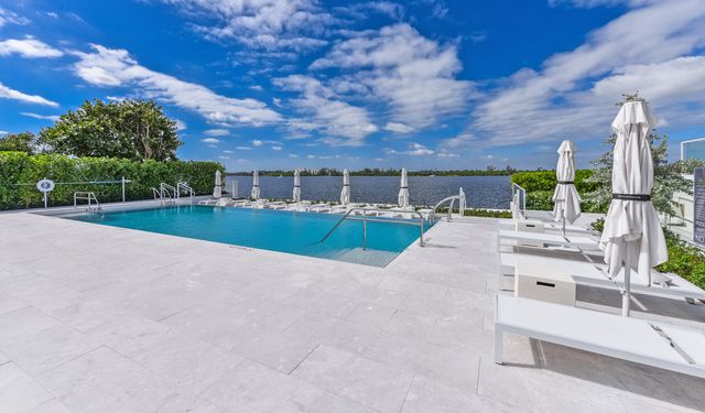 2773 S Ocean Boulevard 204, Palm Beach, FL 33480