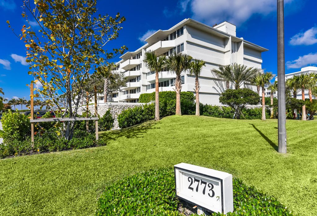 2773 S Ocean Boulevard 204, Palm Beach, FL 33480