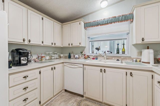 6667 BRIARHILL DRIVE NE, Winter Haven, FL 33881