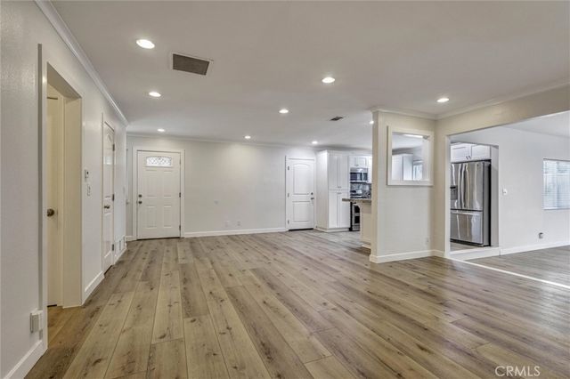 2420 S Artesia, Santa Ana, CA 92704