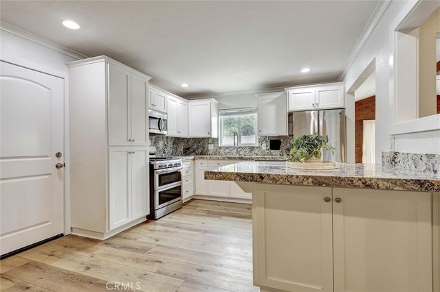 2420 S Artesia, Santa Ana, CA 92704