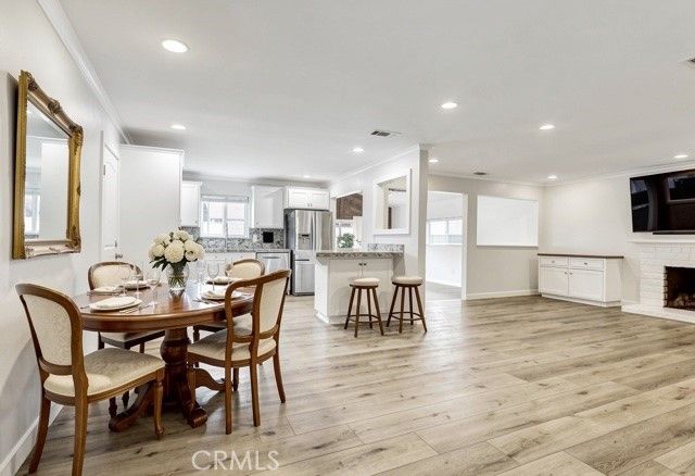 2420 S Artesia, Santa Ana, CA 92704