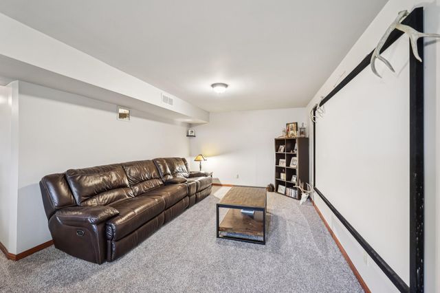 17385 142nd Street, Young America Twp, MN 55339