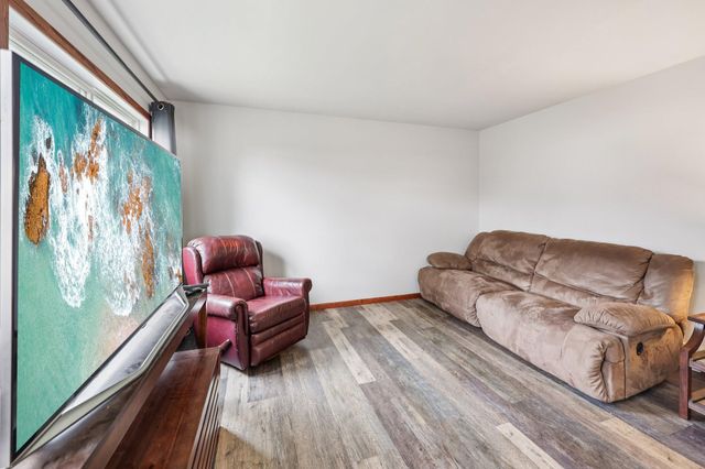 17385 142nd Street, Young America Twp, MN 55339