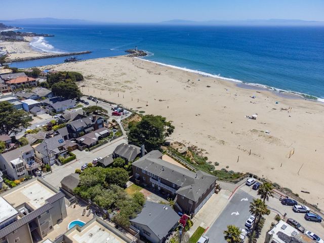 1703 East Cliff Drive, Santa Cruz, CA 95062